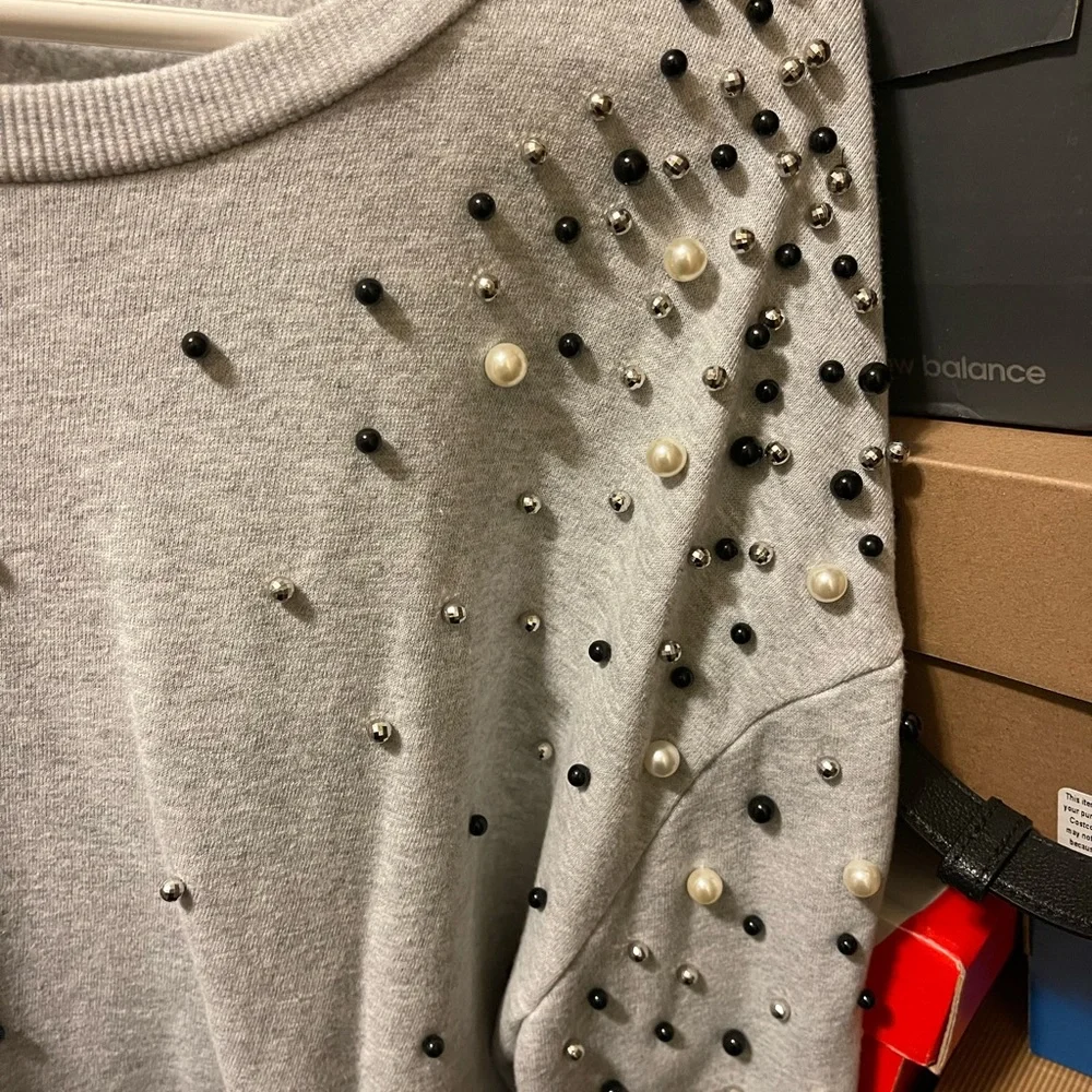 Crew neck sweater with pearl details - Picture 2 of 4